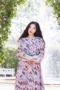 杨红琴王露诗的小说一等功臣女儿被欺辱致死后，军区杀疯了免费阅读