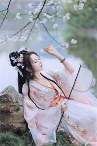 沈意眠段钦言的小说初见乍惊欢免费阅读